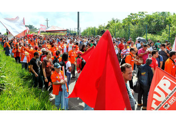 Mobilização na Rlam reúne cerca de 2 mil petroleiros e abre XVII Confup; confira o vídeo