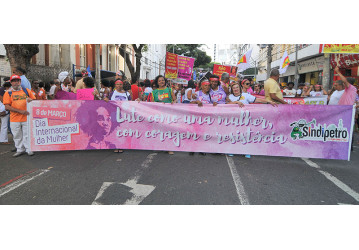 8 de março - mulheres ocupam as ruas, defendem direitos e denunciam governo golpista