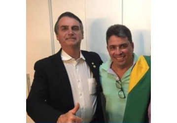 Para promover amigo de Bolsonaro, Petrobrás viola plano de cargos