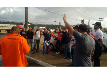 Em assembleias, 99,7% dos petroleir@s da Bahia aprovam  greve de 24 horas na sexta, dia 28
