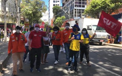 Sindipetro Bahia participa de ato em apoio à greve dos trabalhadores dos Correios