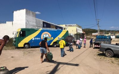 Alto preço do botijão de gás leva população a cozinhar com fogão à lenha no interior da Bahia