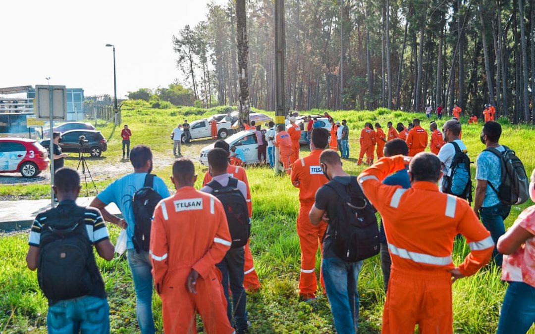 Petroleiros realizam mobilização em repúdio à venda de 14 campos terrestres de petróleo e gás na Bahia