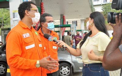 Ações de venda de gás de cozinha e gasolina a preço justo do Sindipetro beneficiaram centenas de baianos