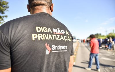 Em negociação com a Petrobrás, Sindipetro Bahia trata sobre a suspensão de salários, advertências e dias parados na greve