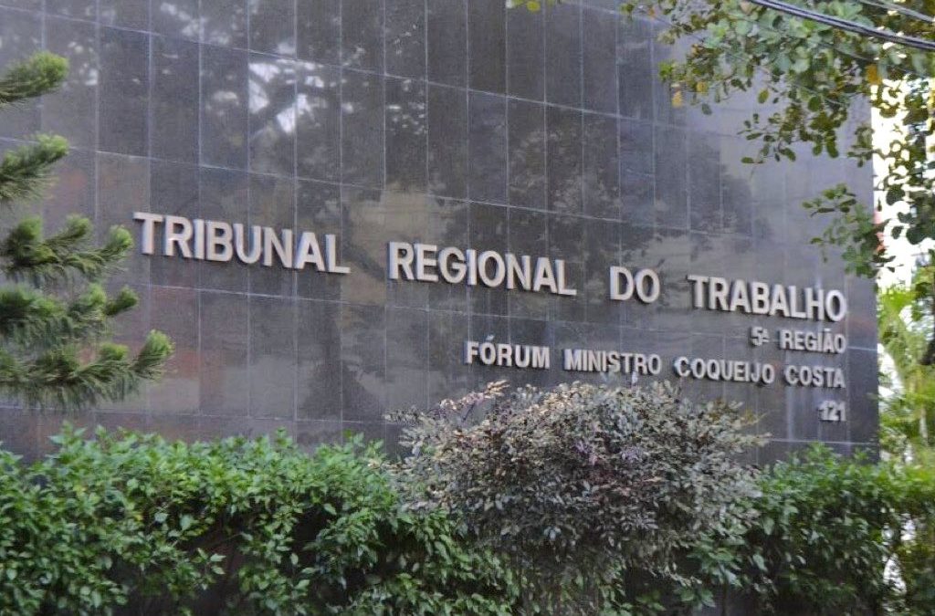 TRT fará audiência de conciliação nesta terça (13) para tratar sobre a greve dos trabalhadores da Telsan, que acontece há sete dias