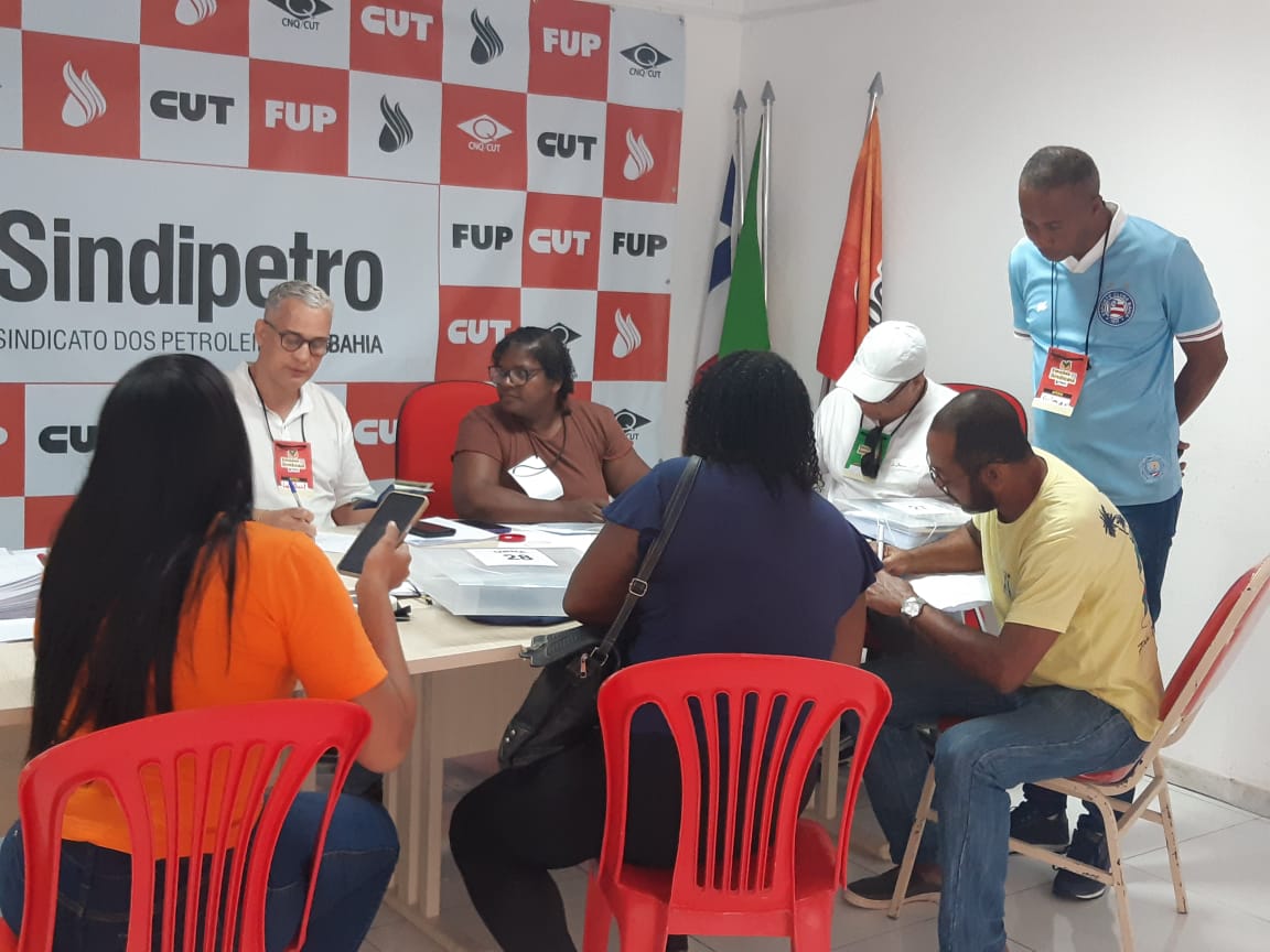 Associados (as) ao Sindipetro-BA já podem votar para eleger a diretoria da entidade sindical