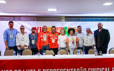 A importância da política na retomada dos direitos da categoria foi destaque na abertura do XIII Congresso das Petroleiras e Petroleiros da Bahia